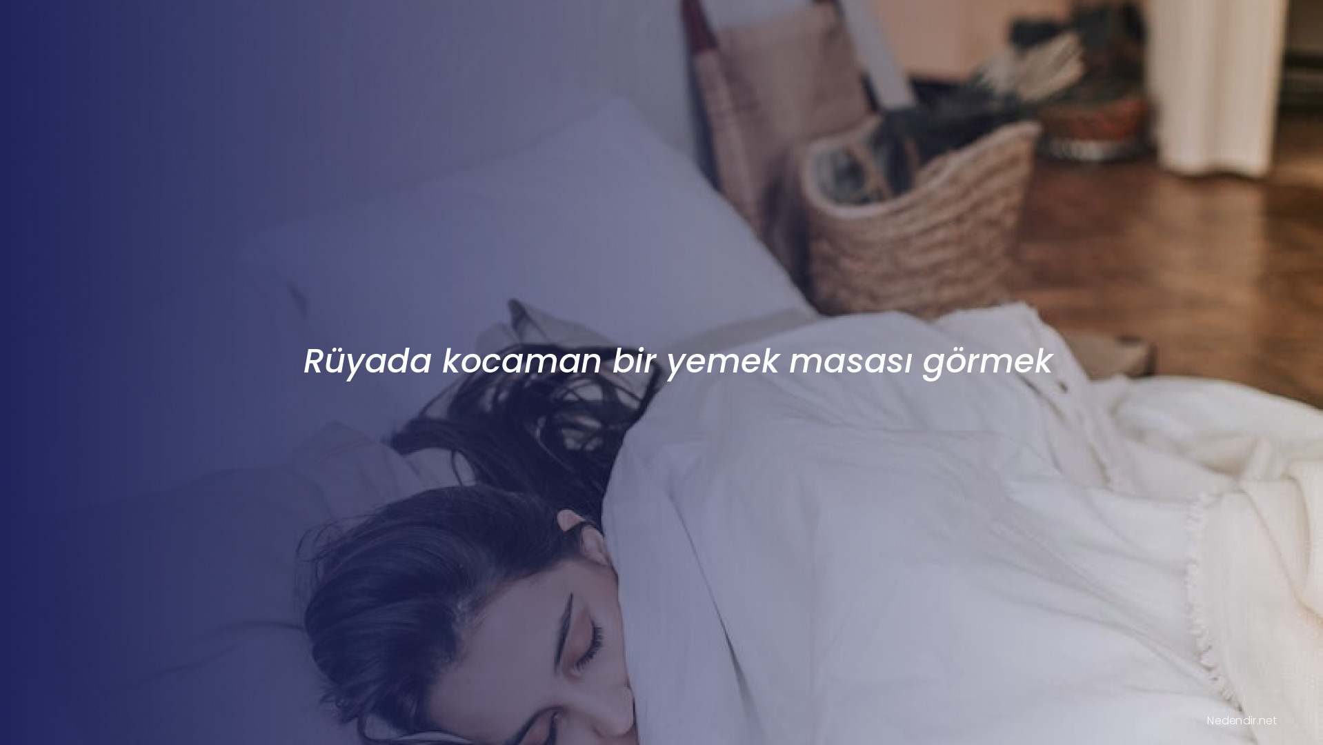 Rüyada kocaman bir yemek masası görmek Rüyada kocaman bir yemek masası görmek
